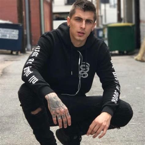 Zach Farlow Lyrics, Songs, and Albums .